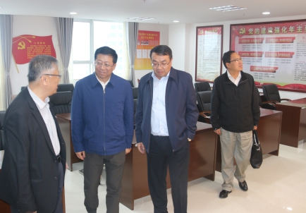 青海省副省長、省國資委黨委書記、主任王黎明，蒞臨省物產(chǎn)集團調(diào)研指導工作
